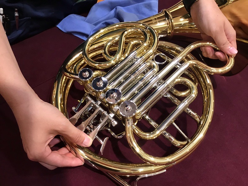 ホルン お手入れ 演奏前と後に必ずやりましょう 島村楽器 管楽器plaza ニュース