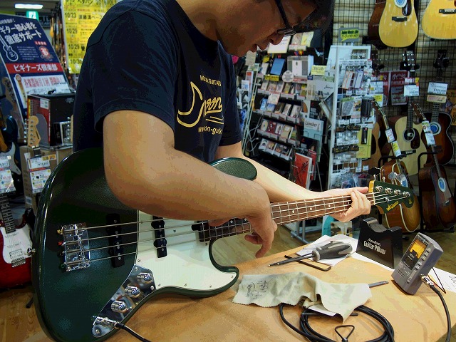 エレキベース Moonギターズのメーカー研修を実施しました 島村楽器 三宮オーパ店 シマブロ