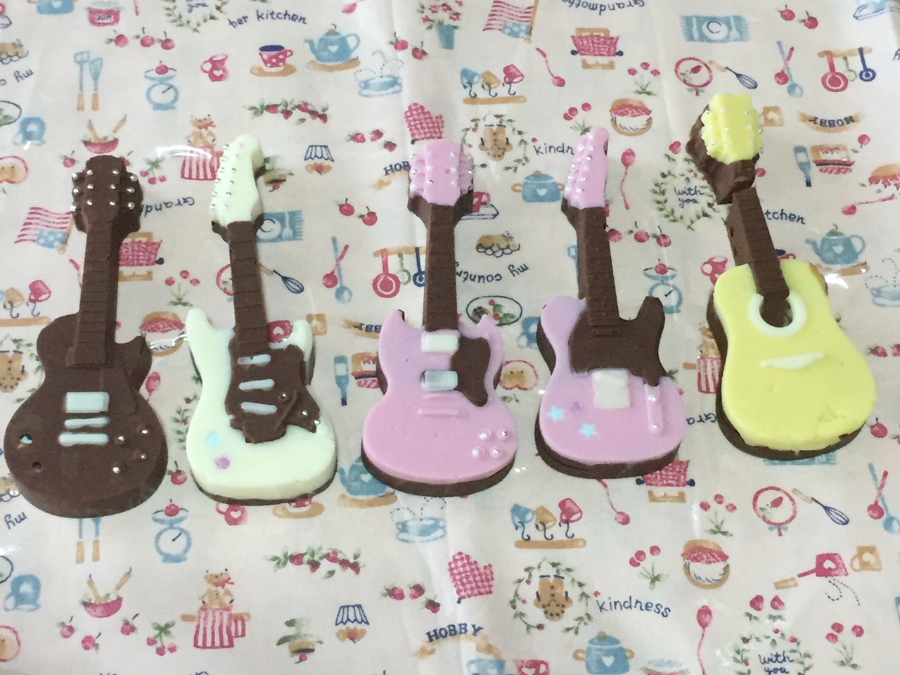 バレンタインはシリコントレーを使ってチョコを渡そう大作戦 Vol 2 島村楽器 Cocosa熊本店 シマブロ バレンタインはシリコントレーを使ってチョコを渡そう大作戦 Vol 2 島村楽器 Cocosa熊本店 シマブロ