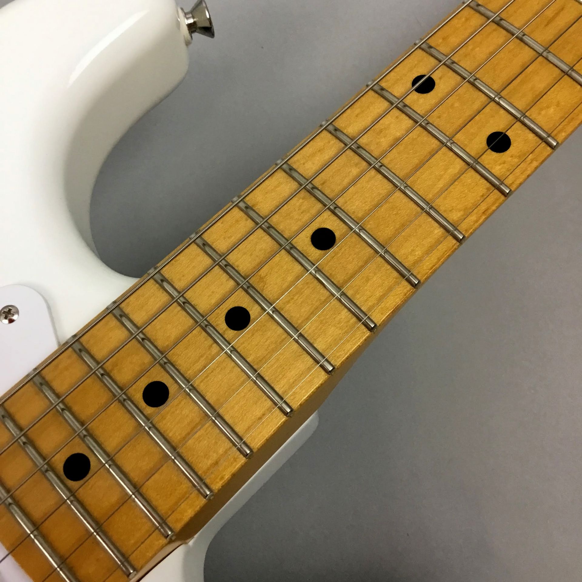 在庫一掃】 カナダ産フレイムメイプル エレキギターネック